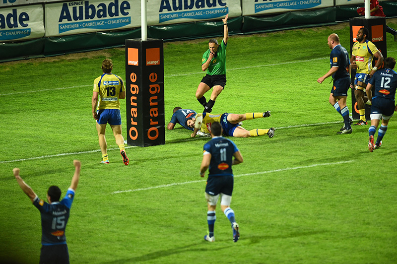 CASTRES-CLERMONT AUVERGNE (31-10)