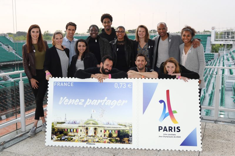 timbre-paris-2024-la-poste-JO-e1494336796361